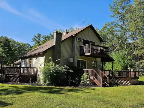 8 Beaver Trl, Lumberland, NY 12737