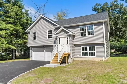 157 Lake Region Blvd, Monroe, NY 10950