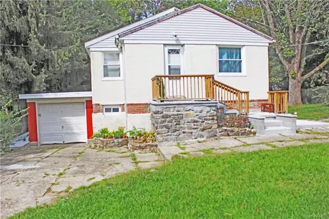 125 Hammond Rd, Thiells, NY 10984