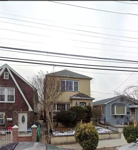 4384 Locust Point Dr, Bronx, NY 10465