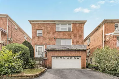 124 Vredenburgh Ave, Yonkers, NY 10704