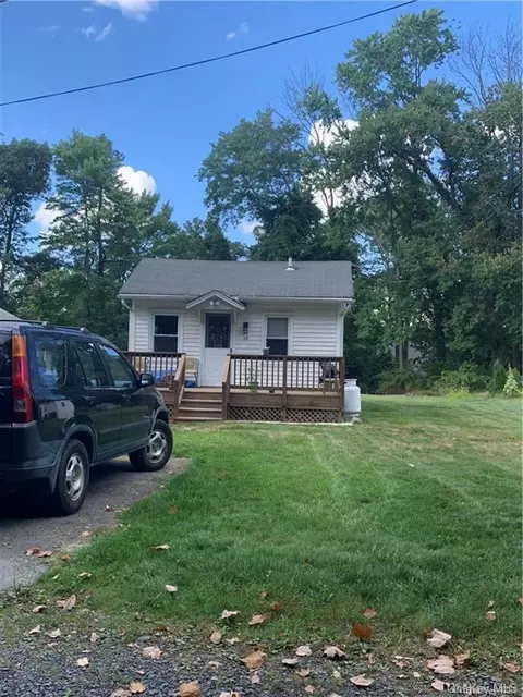 16 Williams Dr, Monroe, NY 10950