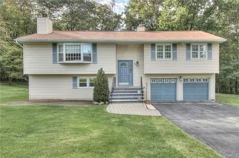 49 High Ridge Rd, Monroe, NY 10950