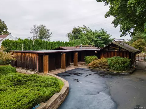 58 Cinder Rd, Stony Point, NY 10980