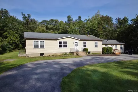 1208 Greenville Tpke, Greenville, NY 12771