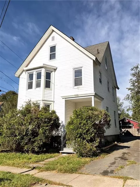 30 Prince St, Thompson, NY 12701