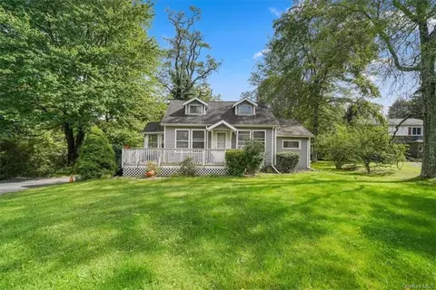 1089 State Route 94, New Windsor, NY 12553
