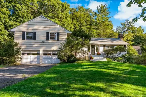 2 Sabina Rd, New Castle, NY 10514