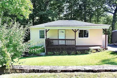 29 Fairville Rd, Patterson, NY 12563