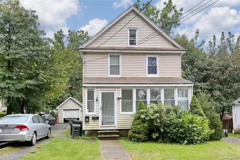 3 Bridge St, Ramapo, NY 10901
