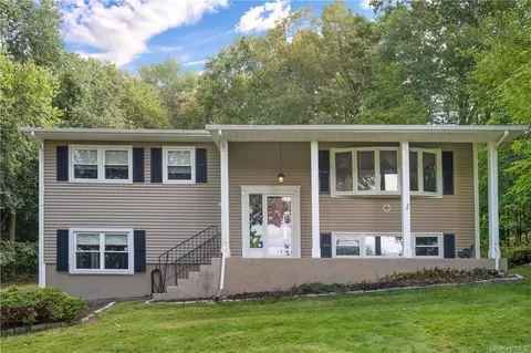 164 Shear Hill Rd, Mahopac, NY 10541