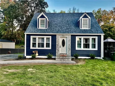 236 W Main St, Middletown, NY 10940