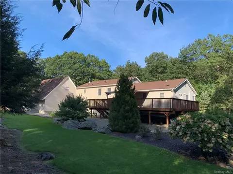 52 Conklin Rd, Warwick, NY 10990