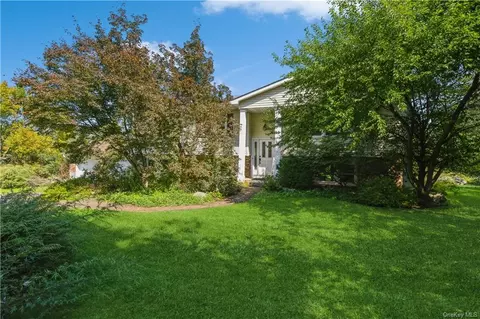 509 Laroe Rd, Chester, NY 10918