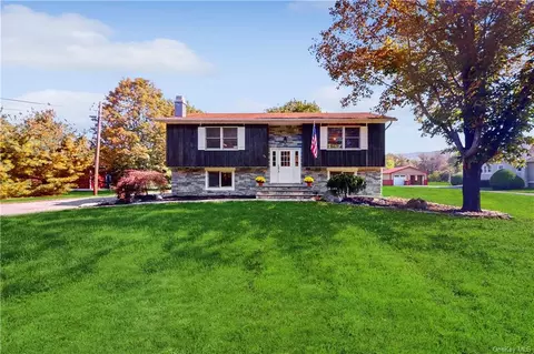 79 Lower Wisner Rd, Warwick, NY 10990