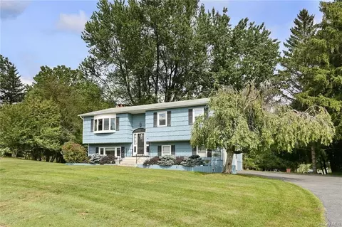 4 Kathleen Ct, Ramapo, NY 10901