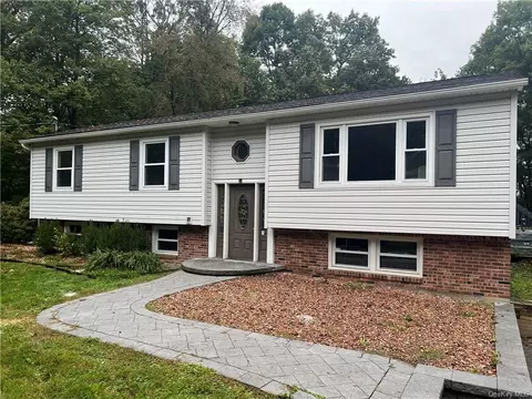 213 Freetown Hwy, Wallkill, NY 12589