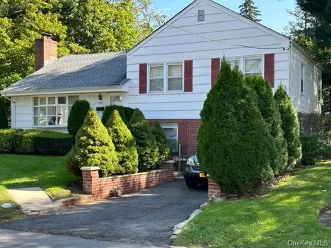 293 Chatterton Pkwy, Greenburgh, NY 10530