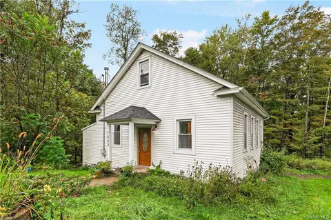 7480 State Route 52, Greenfield Park, NY 12435