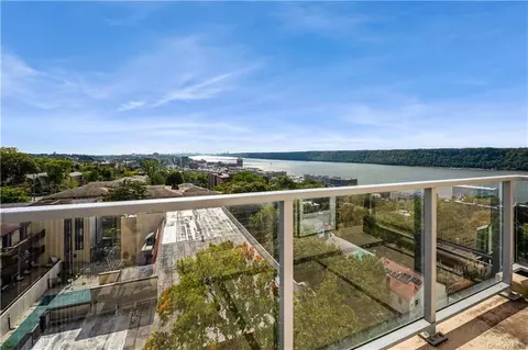 377 N Broadway #709, Yonkers, NY 10701