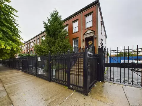 141 Cooper St, Brooklyn, NY 11207
