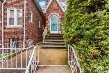 2218 Morgan Ave, Bronx, NY 10469