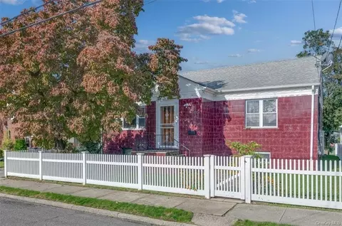 207 Second Ave, Pelham, NY 10803