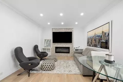 44-14 Newtown Rd #2D, Astoria, NY 11103