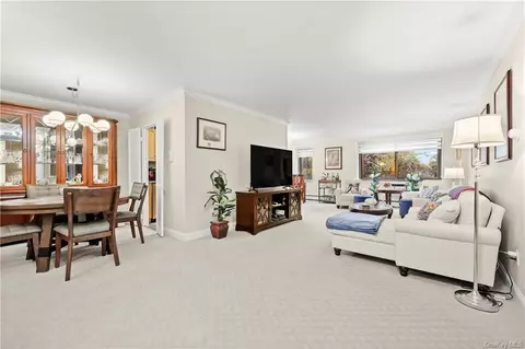 100 E Hartsdale Ave #TIE, Greenburgh, NY 10530
