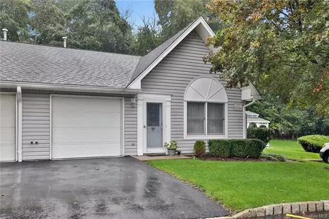 26 Windsor Cir, New City, NY 10956