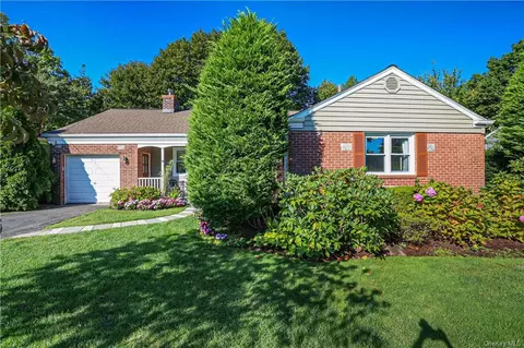 9 Mileview Ave, White Plains, NY 10606
