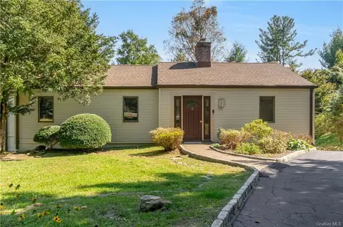 169 S Bedford Rd, New Castle, NY 10514