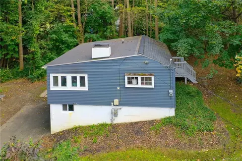 437 All Angels Hill Rd, Wappinger, NY 12533