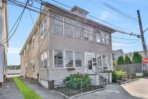 70 Howard St, Mount Pleasant, NY 10591