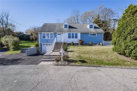 11 Clark Rd, Stony Point, NY 10980