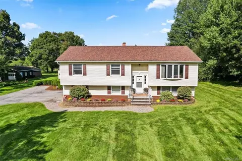 436 Liberty Corners Rd, Pine Island, NY 10969