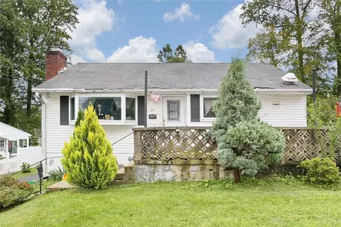 67 Capt Shankey Dr, Haverstraw, NY 10923