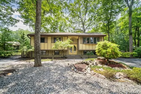 41 Nottingham Gate Rd, Thompson, NY 12775