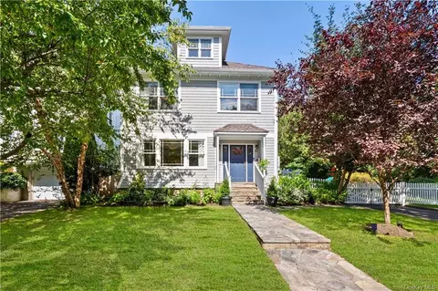 55 Meadow Pl, Rye, NY 10580