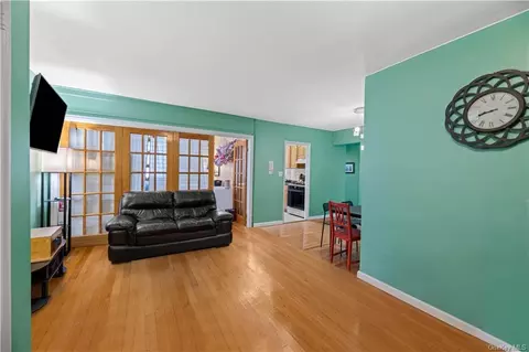 3475 Greystone Ave #6H, Bronx, NY 10463