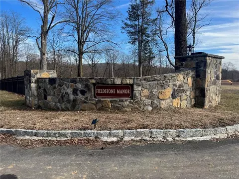 lot Apt 15 Fieldstone Manor Dr, Yorktown, NY 10547