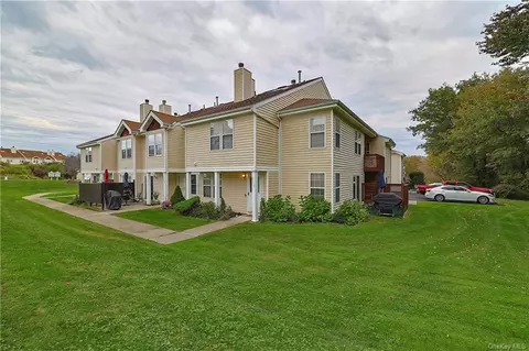4510 Whispering Hls, Chester, NY 10918