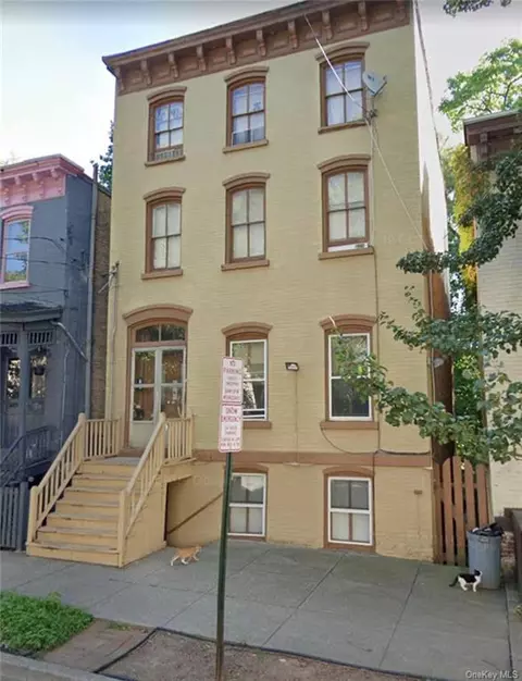 138 Johnston St, Newburgh, NY 12550