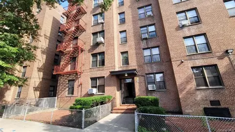 745 231 St #4G, New York, NY 10466