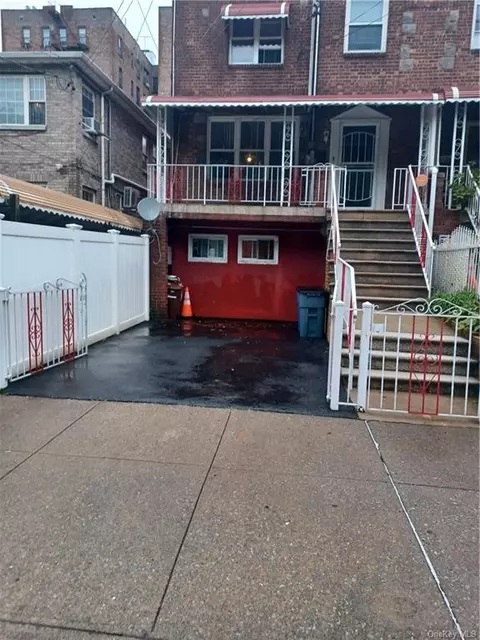 3428 Barker Ave, Bronx, NY 10467