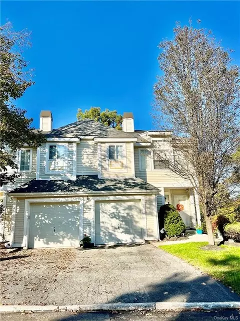 150 Delafield Ln #15D, Newburgh, NY 12550