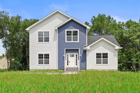 31 Francis Harrison Ct, Montgomery, NY 12549
