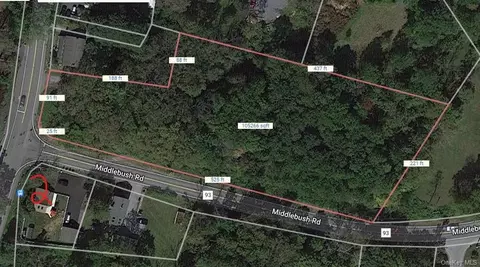 1 Middlebush Rd, Wappinger, NY 12590