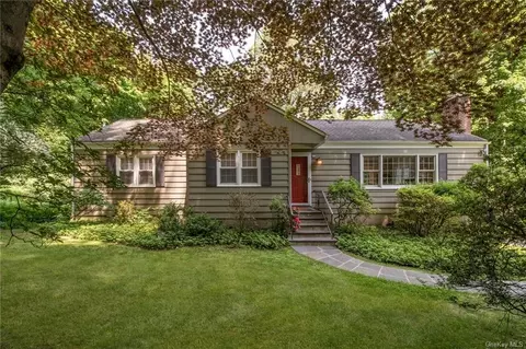 231 Cleveland Dr, Cortlandt, NY 10520