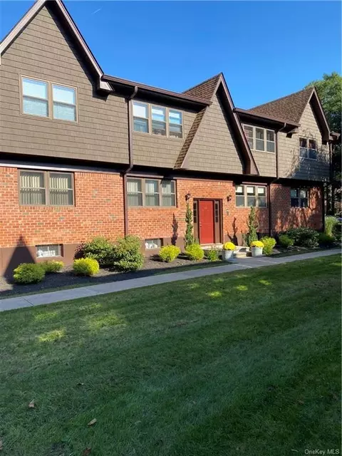 48 Milford Ln #3K, Ramapo, NY 10901
